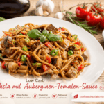 Pasta mit Auberginen-Tomaten-Sauce – cremige Gemüsesauce trifft Low-Carb-Nudeln